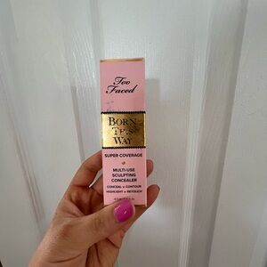 Too faced born this way concealer